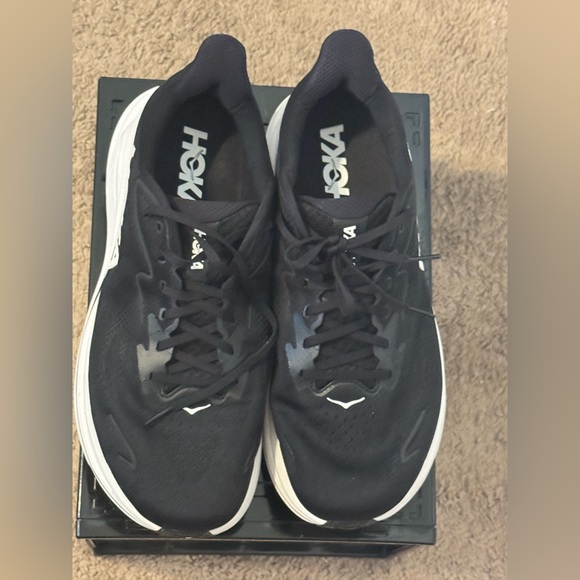 Hoka Clifton 10 extra wide Men's Black white Running Shoes - Picture 6 of 7